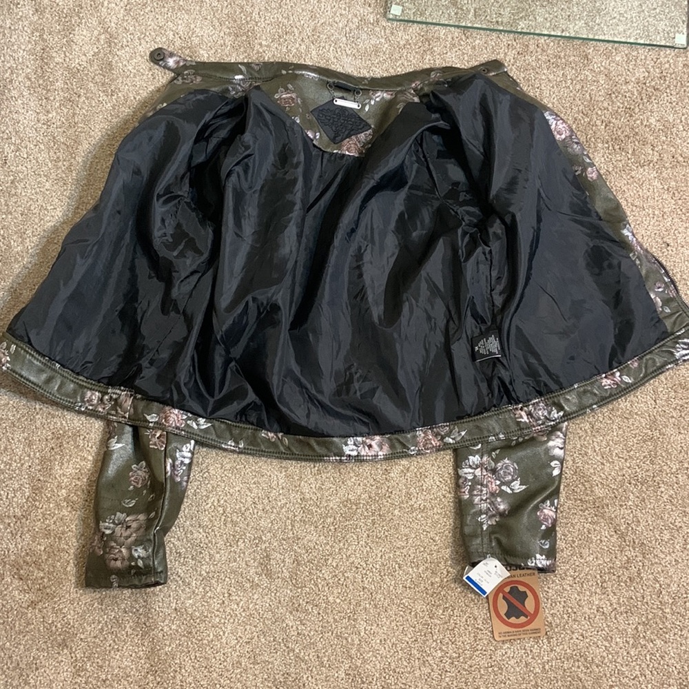 Dry Goods vegan Jacket size XL - Picture 10 of 13